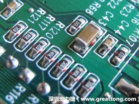 何謂SMT「紅膠」制程？什么時(shí)候該用紅膠呢？有何限制呢？